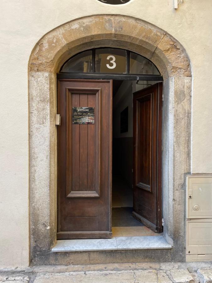 Апартаменти Duplex Old Town Antibes - New ! Екстер'єр фото